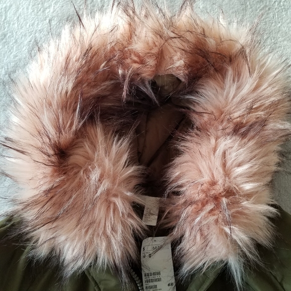 ⭐HP⭐H&M Khaki Green Padded Parka with Faux Fur Hood Trim NWT - Picture 5 of 16